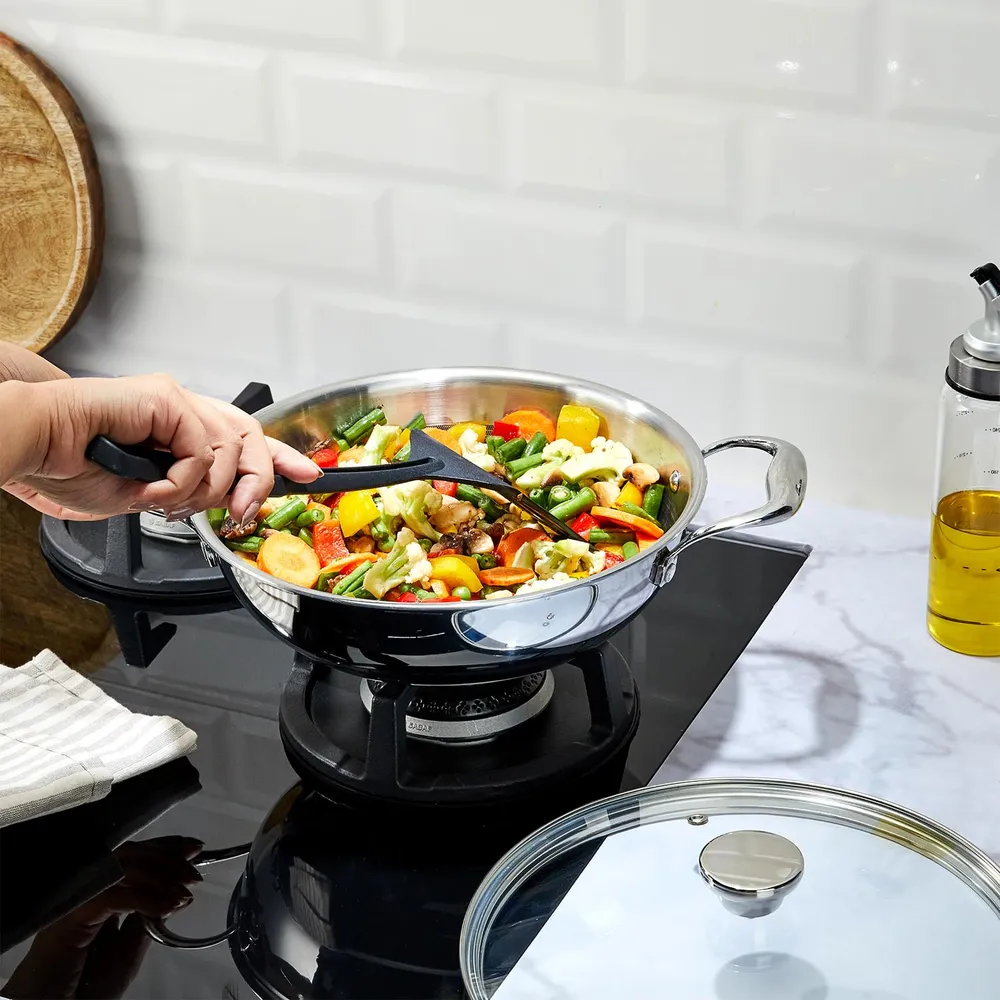 Amazon Basics Non-Stick Honeycomb Triply Stainless Steel Kadhai with Glass Lid, 24 cm - 2.7L, Fast & Even Heating, Induction & Gas Compatible